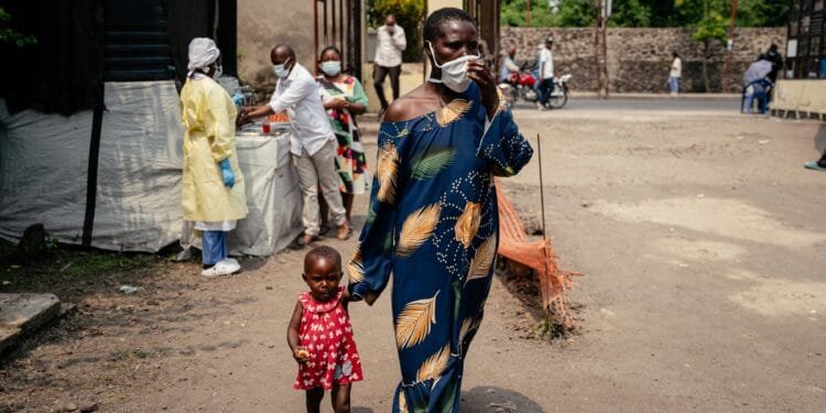 WHO bezorgd over ebola-uitbraak: zeldzame variant baart experts zorgen