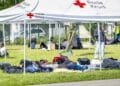 Rode Kruis slaat alarm over situatie in Ter Apel: ‘Vrouwen en kinderen hebben straks ook geen slaapplek’