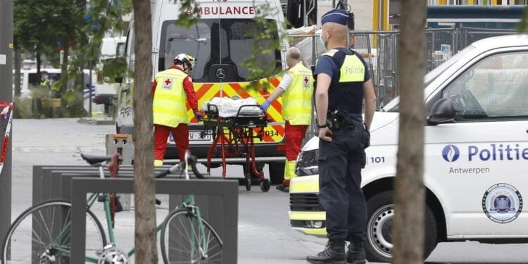 Media: doden door aanrijding trein en schoolbusje in Vlaanderen