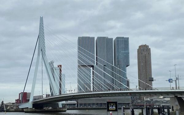 Rotterdam’s Erasmusbrug closes for five weeks for repairs