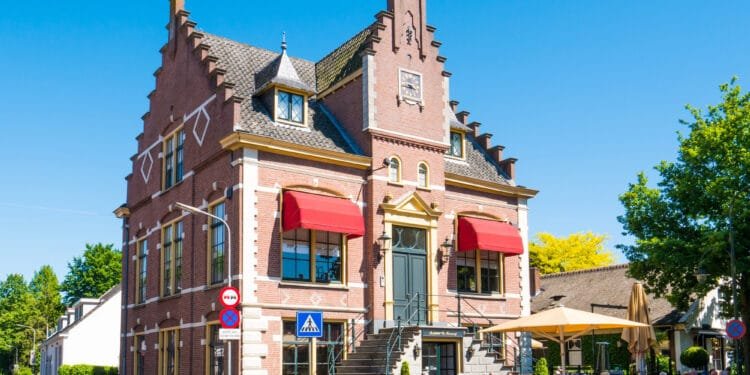 Number of €1m houses in Netherlands triples in five years
