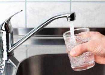 Internet, energy and water: public utilities in the Netherlands