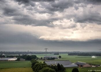 Vanaf de middag code geel in delen Nederland door onweersbuien