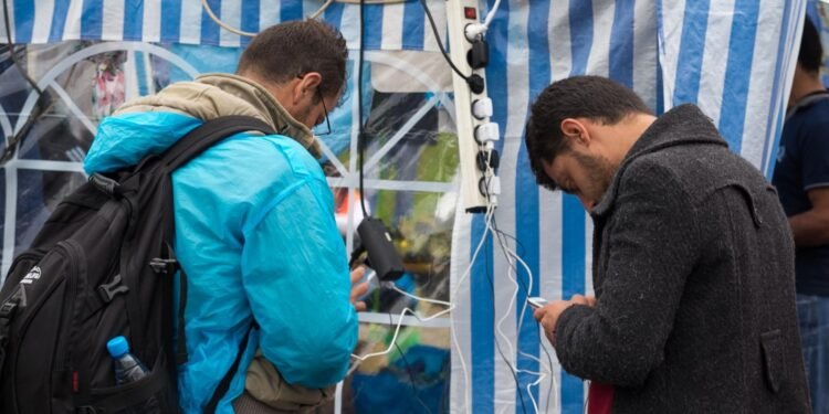 Searching asylum seekers’ phones is illegal, ministry rules