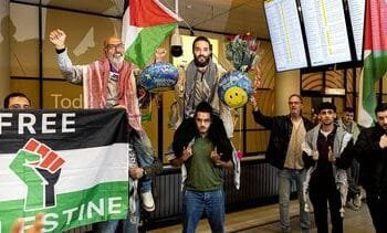 Twee Nederlandse Flotilla-opvarenden aangekomen op Schiphol