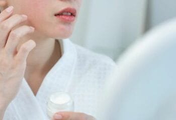 Use multiple products, get more spots, dermatologists tell teens