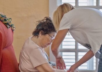 Social work staff numbers in Netherlands hit ten-year high