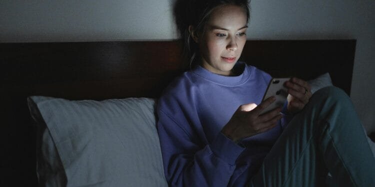 54.000 dossiers tonen nieuw risico: AI-chatbots kunnen wanen en suïcidale gedachten versterken