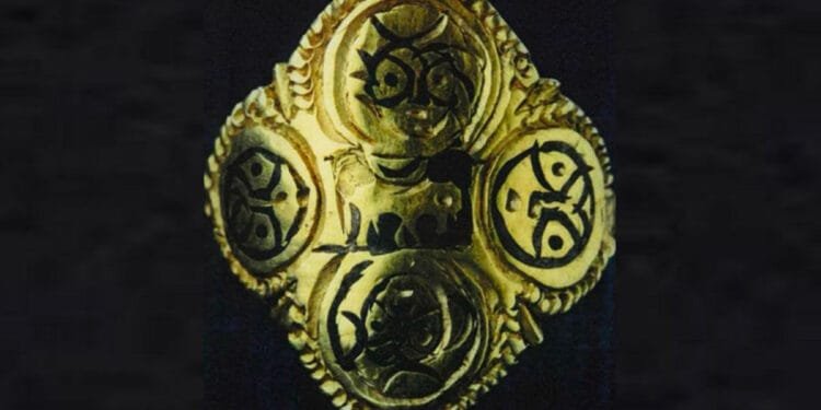 Dutch state buys historic gold ring saved for nation for €83,000