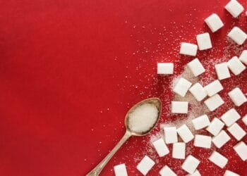 Geen 6 suikerklontjes per dag, maar 12: Nederlanders onderschatten toegevoegde suikerinname fors
