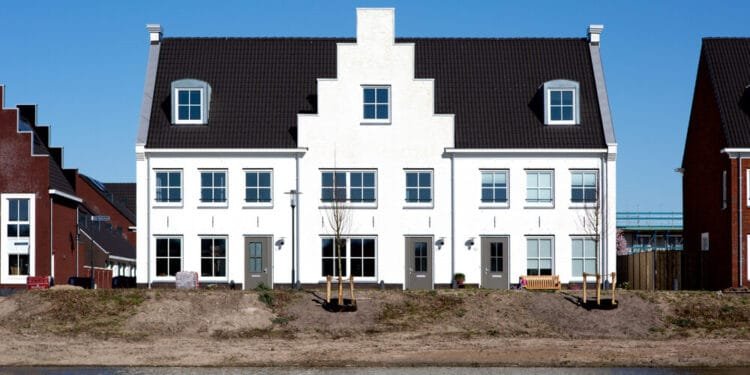 The Netherlands faces a surplus of family homes: ABN Amro