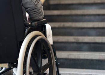 1 op de 4 mensen met een beperking heeft het gevoel niet mee te tellen: ‘Zorgen stapelen zich op’