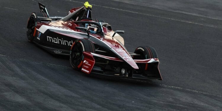 Autocoureur De Vries derde Nederlandse winnaar 24 Uur van Le Mans