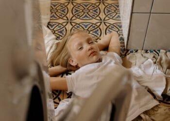 Lucie (39): ‘Ik laat mijn kinderen de laatste schoolweek thuis vanwege de drukte’