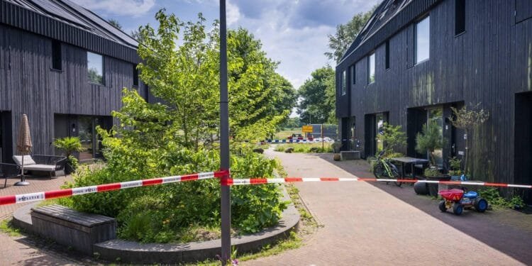Meisje uit Meerstad verdacht van dubbele moord op haar ouders