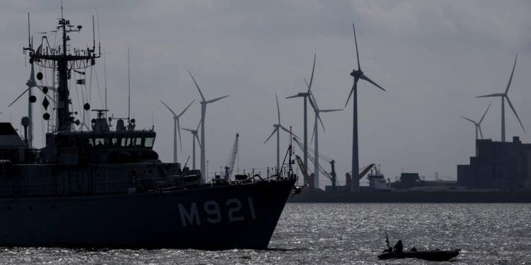Eemshaven blijft mogelijke locatie kerncentrales, Terneuzen ook