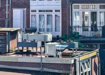 One in five homes have air conditioning as heatwaves increase