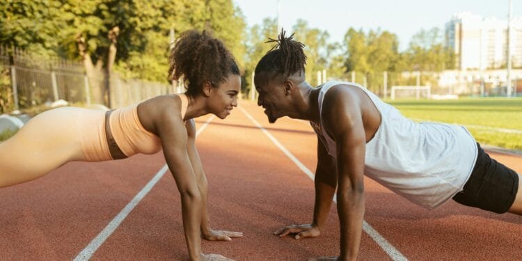 Sporten met 30 graden? Dit gebeurt er in je lichaam als je traint in de hitte