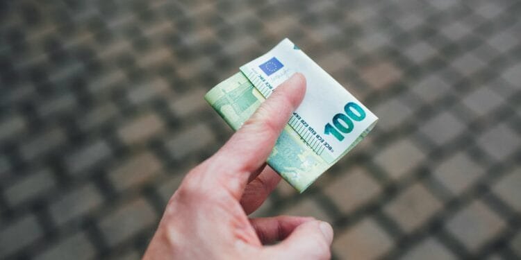 Steeds meer Nederlanders in geldnood: 38 procent van de huishoudens kan volgens het Nibud moeilijk rondkomen