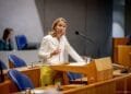 Kabinet komt met statiegeld op melk- en sapflessen