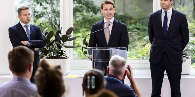 Stikstofuitstoot industrie en vervoer moet gehalveerd in 2035