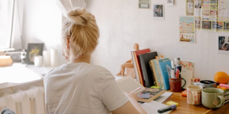 De Financiële fout van Maribel (44): ‘Ik stond garant voor de huur van mijn dochter en draai nu op voor haar huurachterstand’