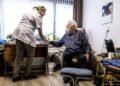 Onderzoek: langdurige zorg raakt juist méér personeel kwijt door strengere Wet DBA