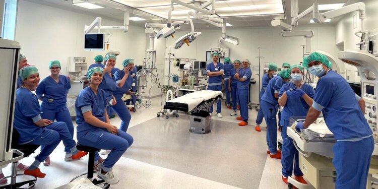 Identical quadruplets born in Veldhoven