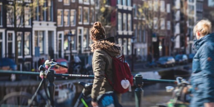 Sunny, dry weekend ahead with highs of up to 28° in southeast