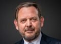 Van Zutphen stopt als Nationale ombudsman