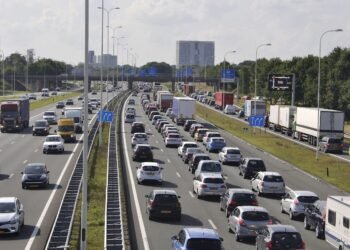 Court says government should not have increased traffic fines