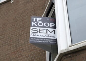 Record number of Dutch homes go on sale as landlords sell up