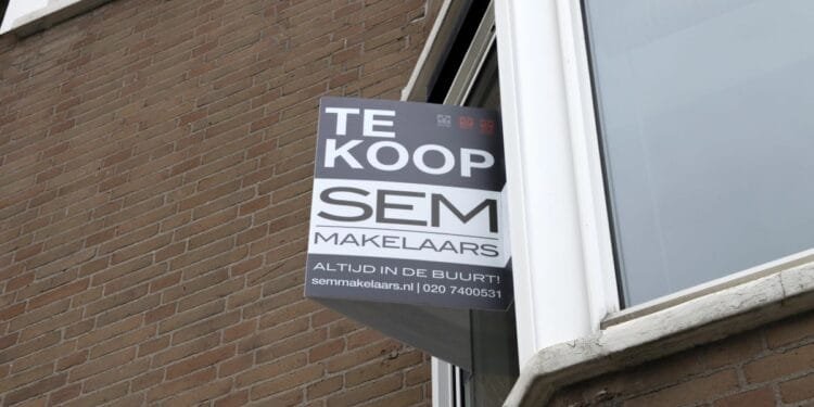 Record number of Dutch homes go on sale as landlords sell up