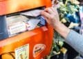 PostNL: versoepel regels voor wettelijke taak postbezorging