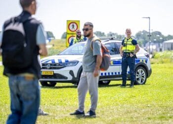 Persoon aangehouden na vechtpartij bij aanmeldcentrum Ter Apel