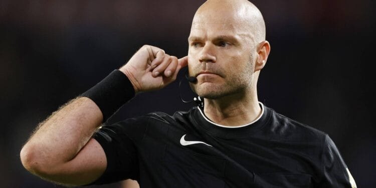 Voetbalscheidsrechter Rob Dieperink (38) overleden