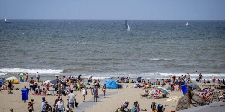 Noordzee nog nooit zo warm in midden juli