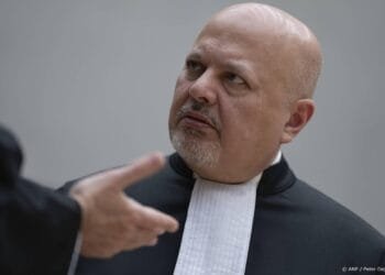 Topaanklager ICC Karim Khan weggestuurd door lidstaten