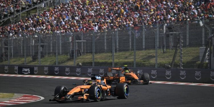 Norris wint Grote Prijs van Hongarije, Verstappen tweede