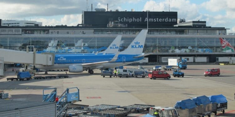 Profits at KLM up despite fuel cost increases