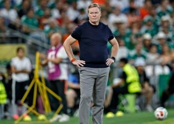 Ronald Koeman resigns as Oranje head coach after World Cup exit