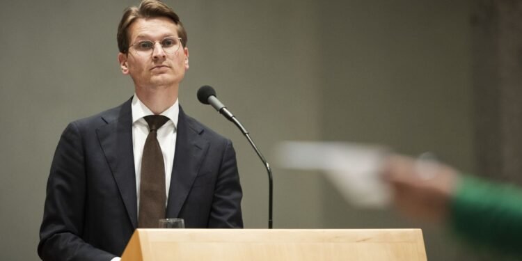 Cabinet stands firm on nitrogen plans after heated debate