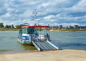 Ferries cancelled as rivers drop to record low levels in drought