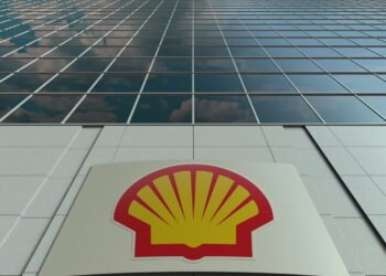 Shell sells Dutch solar farms in retreat from renewables
