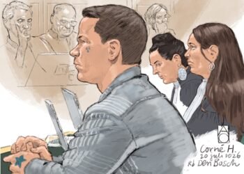 Man who held prison staff hostage given suspended jail sentence