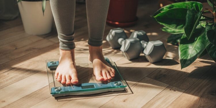 Onderzoekers ontdekken waarom afvallen zo moeilijk kan zijn: je hersenen onthouden je oude gewicht