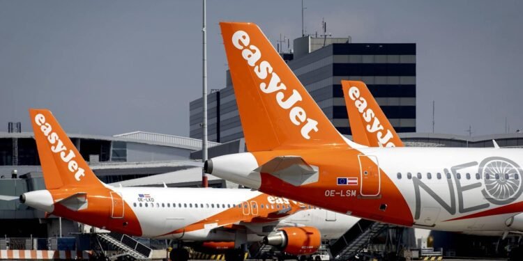 Investeerder Apollo neemt Britse vliegmaatschappij easyJet over