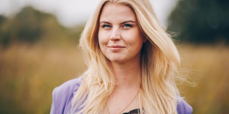 Merel (30) voelt druk nu vrienden kinderen krijgen: expert herkent dit dertigersdilemma en geeft tips