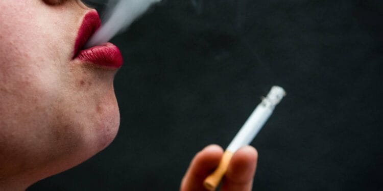 Tabaksfabrikant Philip Morris op de vingers getikt vanwege AI-campagne
