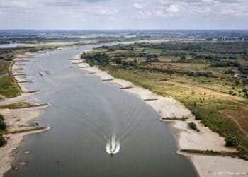 Rivierafvoeren historisch laag, einde droogte nog niet in zicht